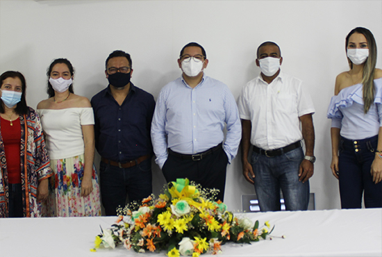 Directivos de la Vicerrectoría Regional Sur y pares académicos La Vicerrectoría Regional Sur tuvo la visita de pares académicos del Ministerio de Educación para verificar las condiciones de funcionamiento de UNIMINUTO en Neiva