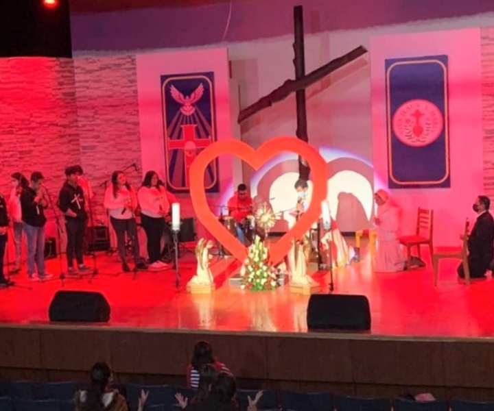 La Pastoral Universitaria de UNIMINUTO, se unió al evento “Alégrate Corazón”, celebrado el pasado 16 de octubre y el cual, pretende dar a conocer la espiritualidad eudista.