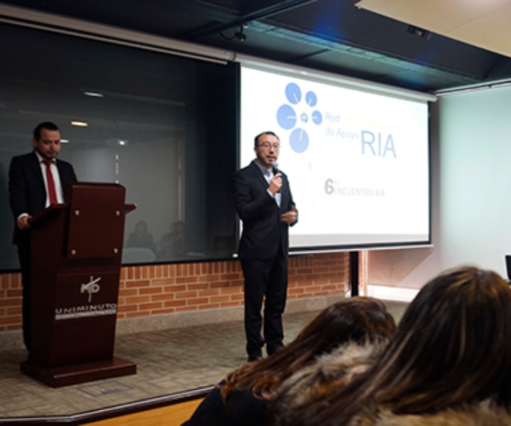 43 organizaciones se metieron bajo la misma ruana 43 organizaciones se metieron bajo la misma ruana