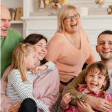 Familia (Pareja, niñez, jóvenes y mujeres)