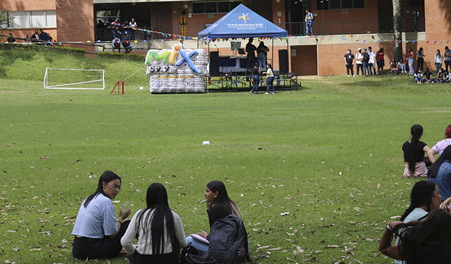 Con prevención, logramos volver a compartir espacios físicos  