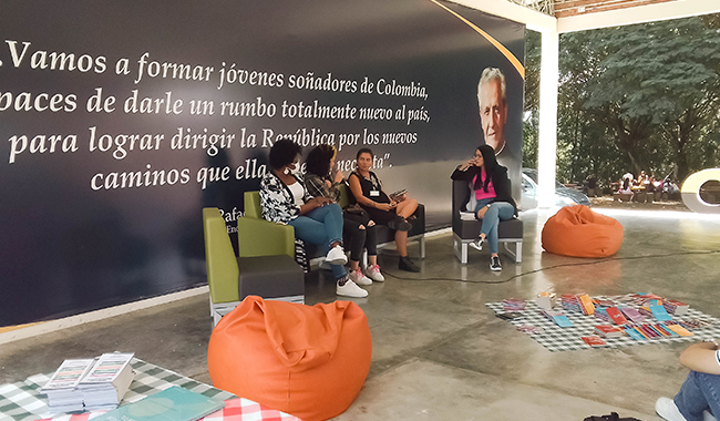 Con picnic literario se conmemoró el día de la mujer en Pereira