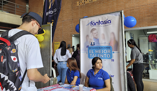 Encontrar empleo y crédito educativo en una sola feria 