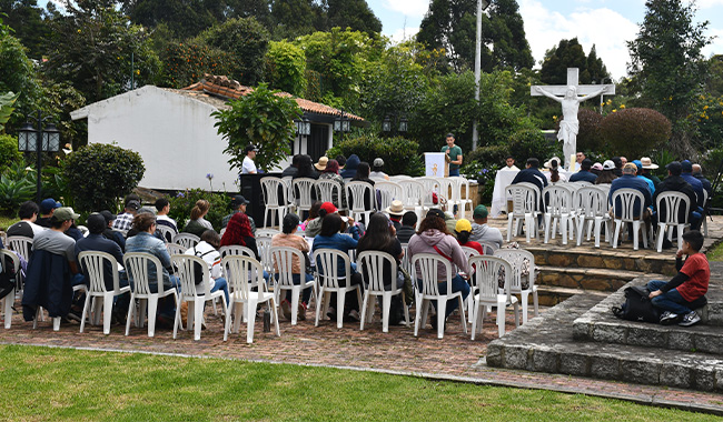 Colaboradores administrativos y docentes se dieron cita en Tenjo 