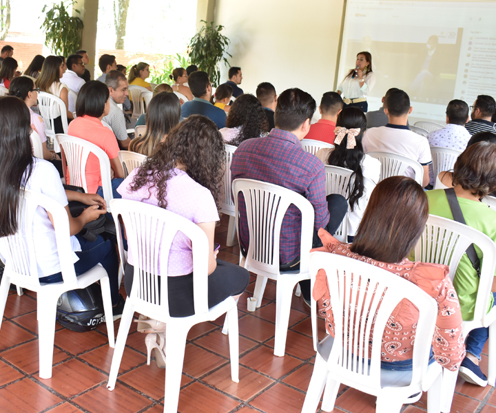 Administrativos_Día_del_Medio_Ambiente_UNIMINUTO