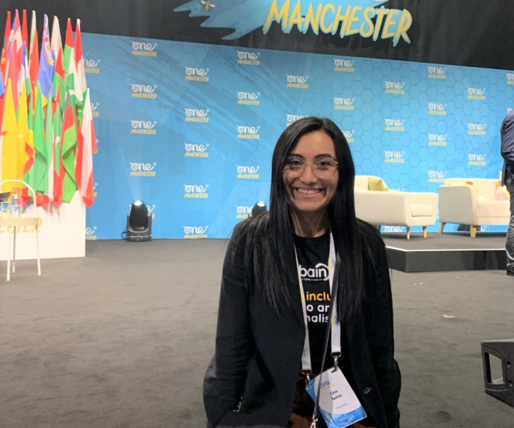 Egresada de UNIMINUTO participó en cumbre mundial realizada en Manchester, Inglaterra.