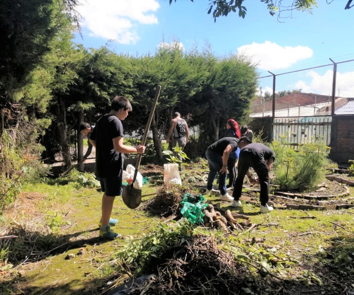 UNIMINUTO le apuesta a la siembra y al reciclaje autónomo a través de huertas comunitarias.