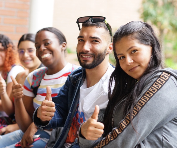 Estudiantes-universitarios.jpg