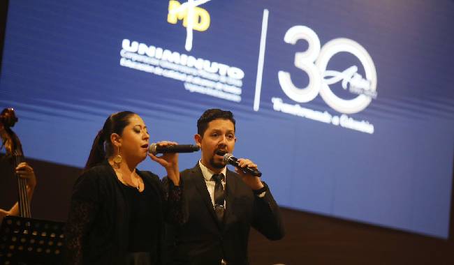 La Fundación Orquesta de Cuerdas de Bogotá amenizó diferentes momentos de la ceremonia de los 30 años de UNIMINUTO. 