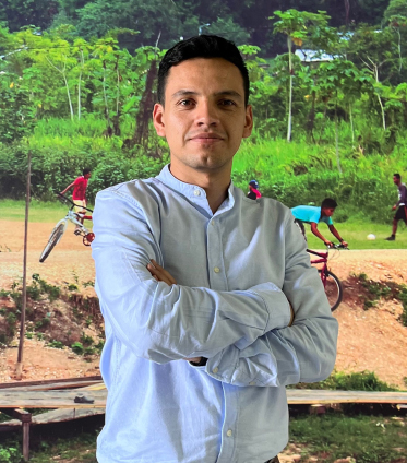 César Andrés Nieto Castillo 