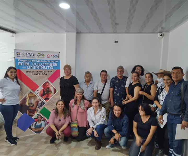 Taller de lanzamiento proyecto emprendimiento Enel Colombia - UNIMINUTO, ejecutado por la unidad especializada InnovaRegión del PCIS en el municipio de Girardot.jpg