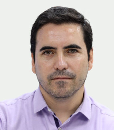 Doctor Cristian Barría Hiudoro 