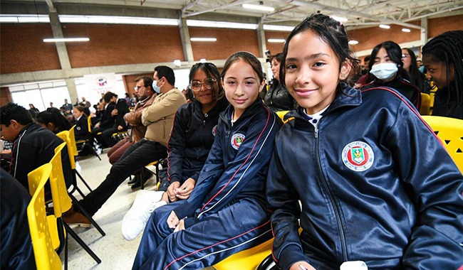 Las olimpiadas aportan aprendizaje para los nuevos líderes de la ciencia, tecnología y la innovación.