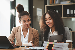 Técnico_Laboral_por_Competencias_en_Auxiliar_de_Servicios_Financieros_UNIMINUTO