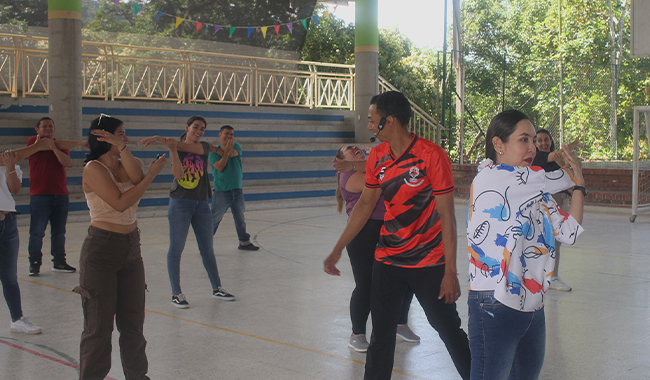 Actividades lúdicas egresados voluntarios