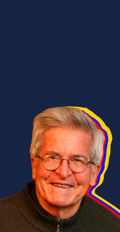 Padre Diego Jaramillo sonriendo 