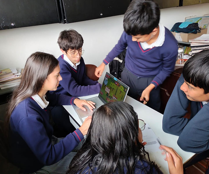 Kuntur: una experiencia TIC inmersiva para niños, niñas y jóvenes en Cundinamarca 