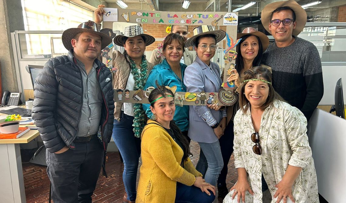 Confluencia de culturas con colaboradores