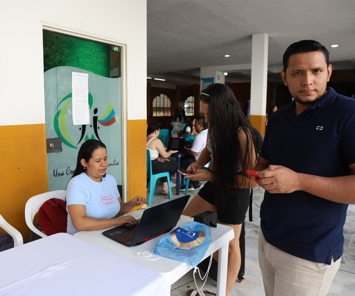 Nuestros colaboradores están prestos a asesorar la vinculación de los estudiantes a esta plataforma de empleabilidad.3 Nuestros colaboradores están prestos a asesorar la vinculación de los estudiantes a esta plataforma de empleabilidad.3