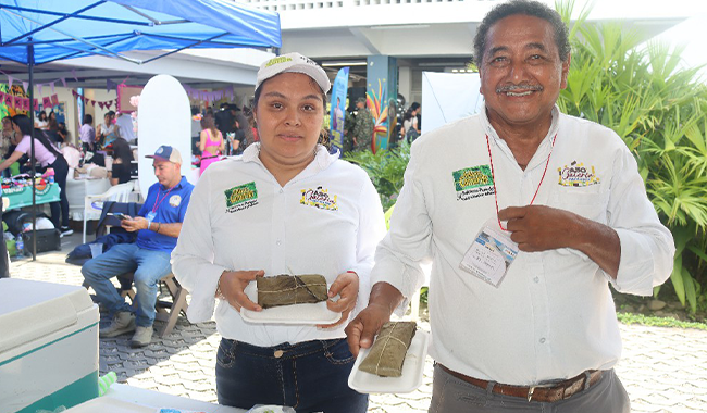 Participantes en la Feria UNIMINUTO Emprende 