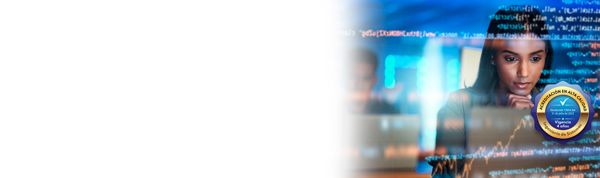 Persona tocando la pantalla de un un computador señalando lenguaje de programación