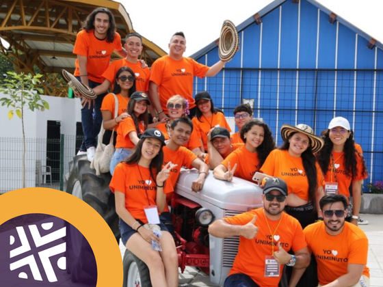 Fotografía estudiantes en el V Festival Nacional de Cultura