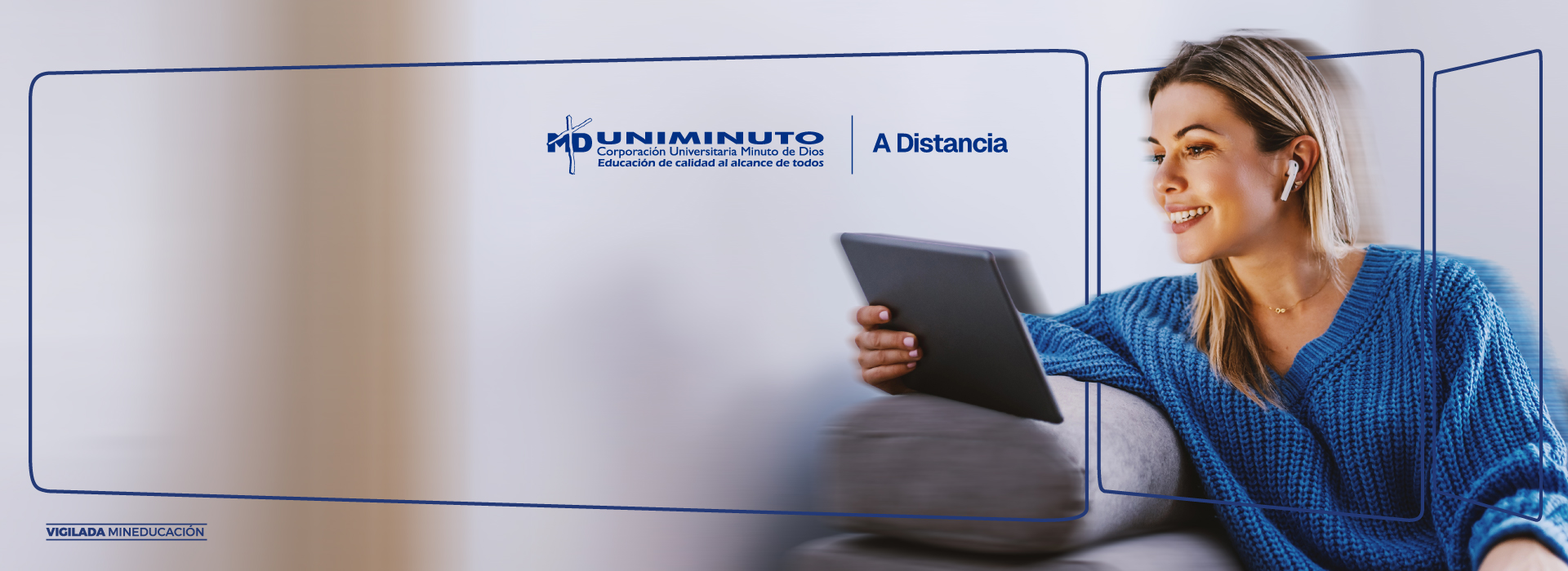 Mujer estudiando frente a computador