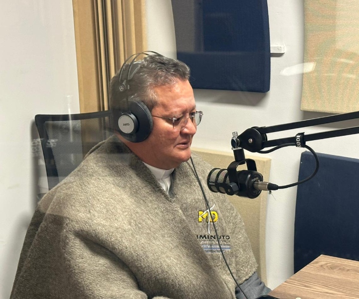 rector general en uniminuto radio