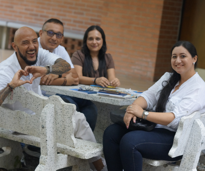 estudiantes de UNIMINUTO, retorno a clases tras el terremoto