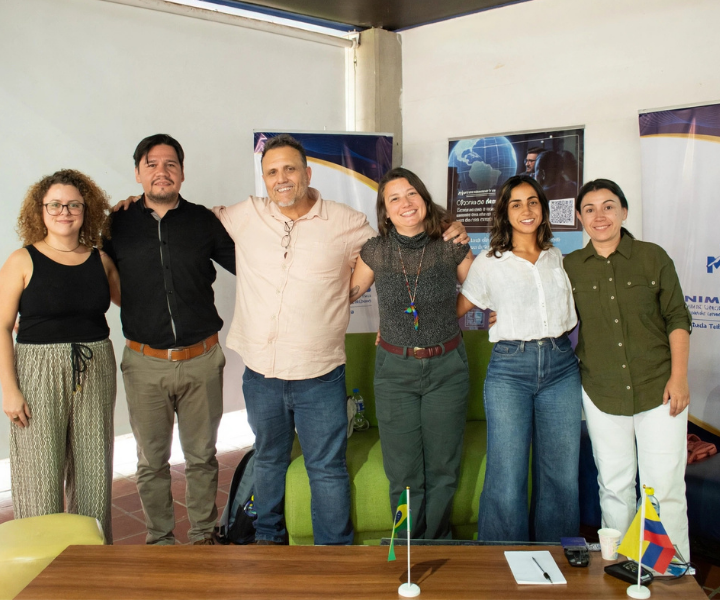 Investigadores de Brasil y Colombia participantes en el Conversatorio sobre investigaciones en educación ambiental de base comunitaria, promovido por UNIMINUTO Tolima-Huila en Ibagué