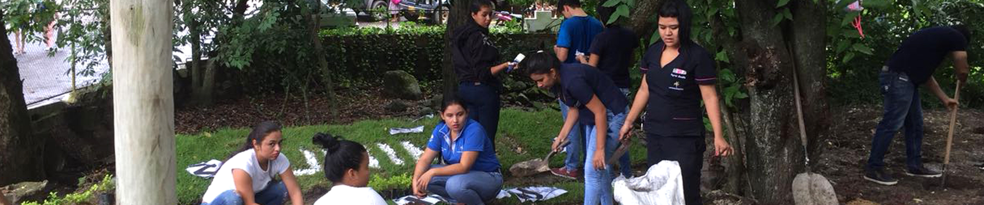 Ciudadanos ambiental y socialmente responsables con el cuidado de la Vida TINI