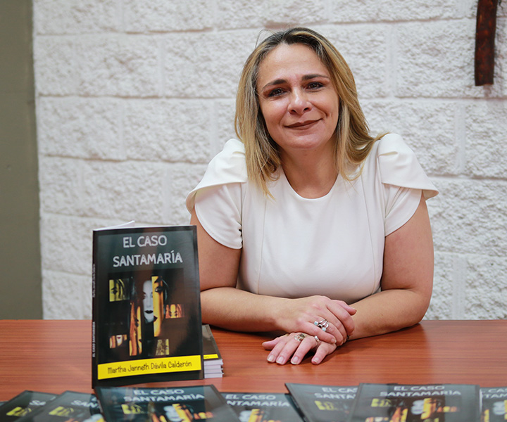 Martha Jannet Ávila Calderón escritora y abogada, habla sobré Equidad, Derecho e Igualdad en el contexto colombiano y presenta su novela “El Caso SantaMaria”.