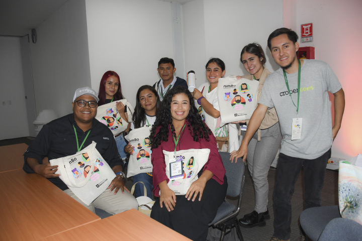 Estudia en UNIMINUTO con rumBo y cumple tu sueño de ser profesional