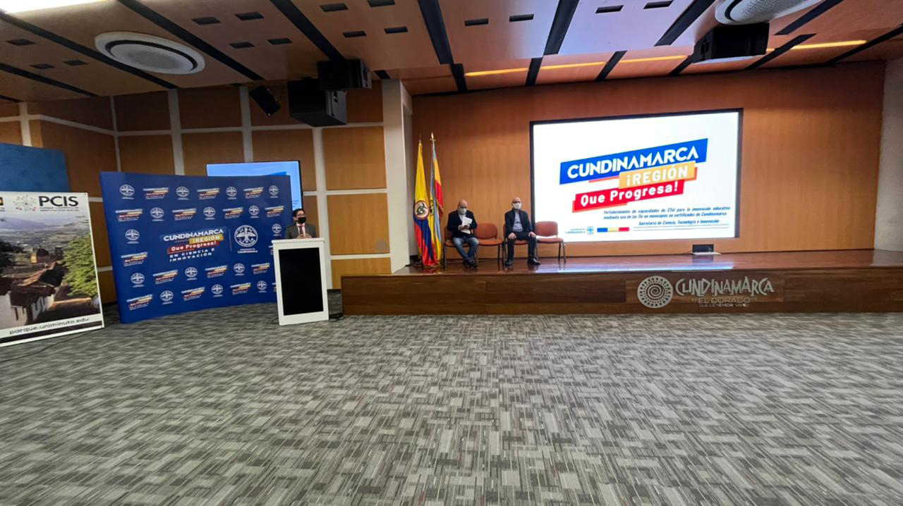 Innovación-Educativa-en-Cundinamarca