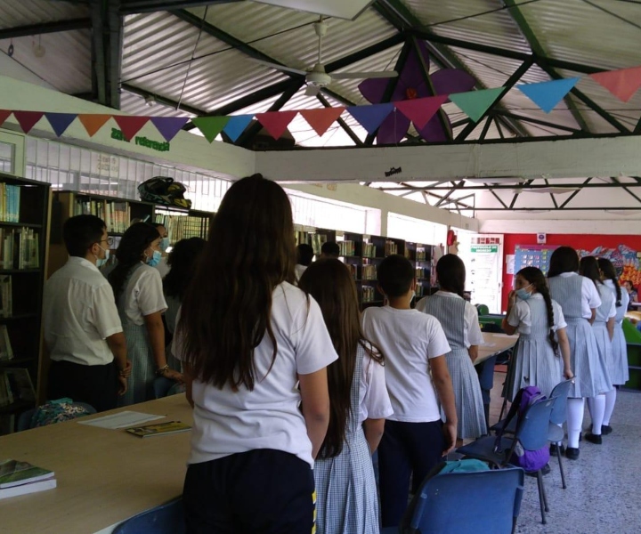 Picnic literario institución Bagazal