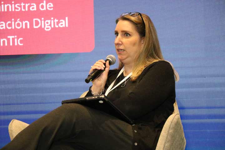 Stéphanie Lavaux