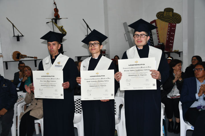 privados-de-la-libertad-reciben-diploma