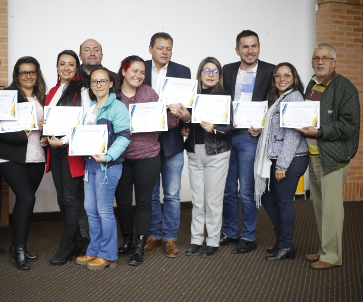 Profesores de UNIMINUTO Madrid certificados en lenguaje inclusivo