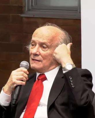 “Hay que enfrentar la pobreza para ayudar al medioambiente”