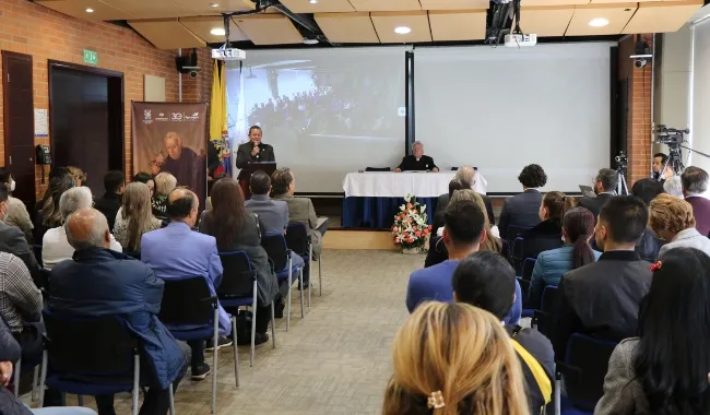 Conferencia inaugural de la Semana Mutisiana en UNIMINUTO Calle 80