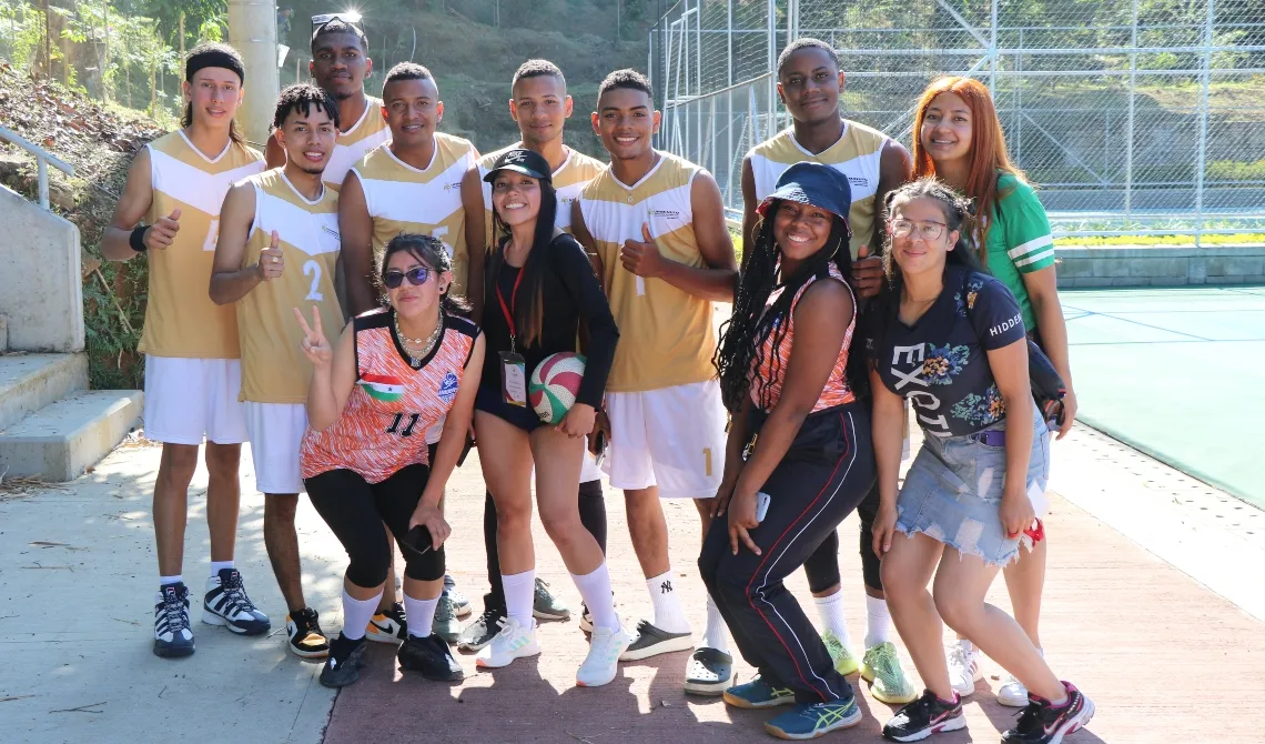 El compañerismo, trabajo en equipo, tolerancia a la frustración y otros valores, son fundamentales en estos deportistas.
