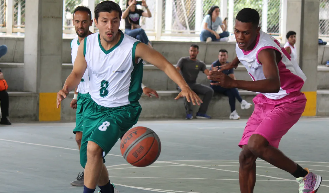Competencia de baloncesto masculino