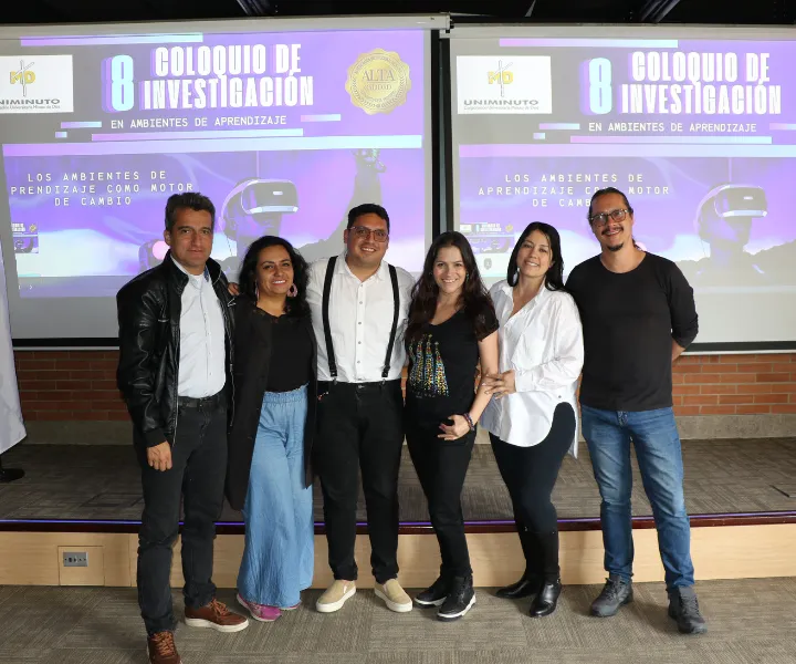 Directivos y profesores en el 8° Coloquio de Investigación en Ambientes de Aprendizaje