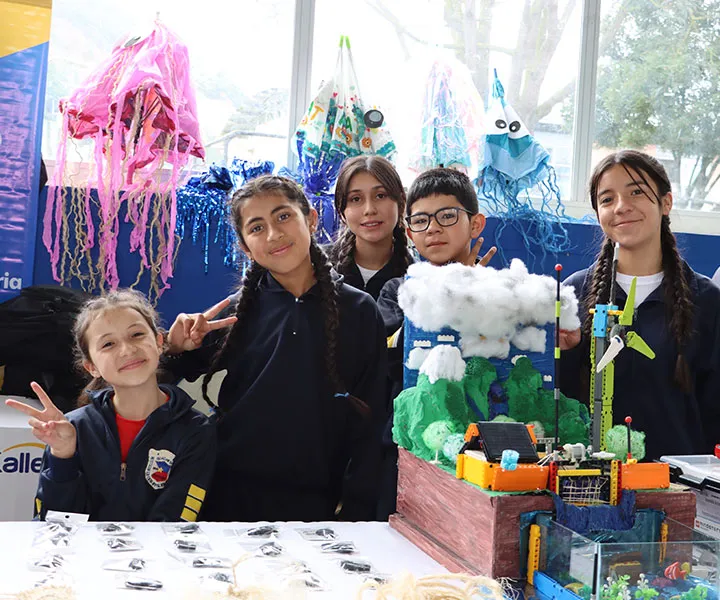 Las-regionales-de-FIRST-LEGO-League-se-celebraron-en-cuatro-territorios-del-país--Bogotá,-Sopó,-Cali-y-Albania,-Guajira.jpg
