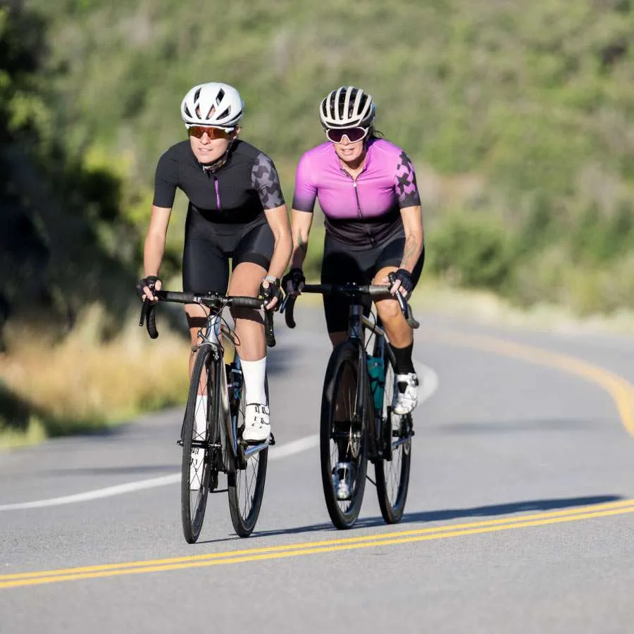 Brazos lumínicos para distancia de proximidad segura para ciclistas