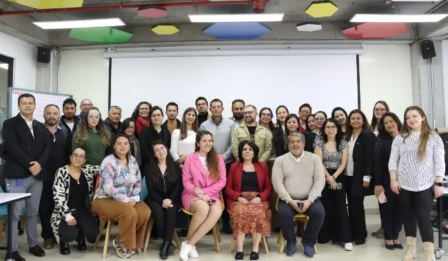 Foto de todos los participantes del evento