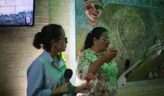 De izq. a der.: Martha Herrera (Comunicación) y Otilia Pulecio (Trabajo Social).