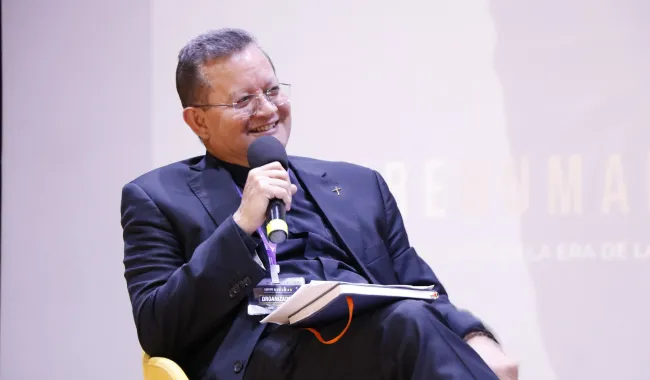 Intervención Padre Harold Castilla Devoz, rector de UNIMINUTO