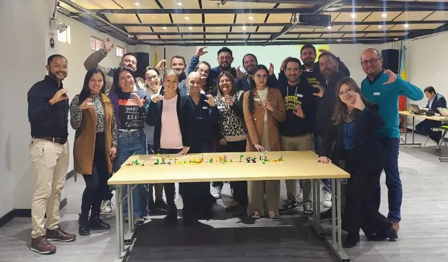 Grupo de profesores participantes de los talleres