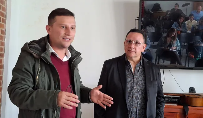 Intervención Dr. Víctor Hugo Londoño Aguirre y Maestro Carlos Sánchez